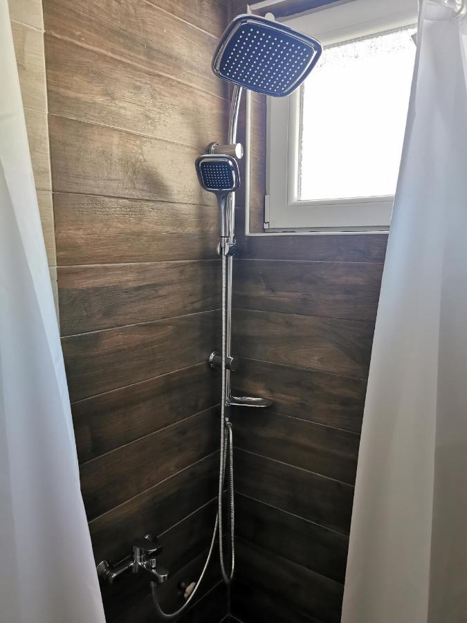 Gopo Guesthouse Elshani מראה חיצוני תמונה