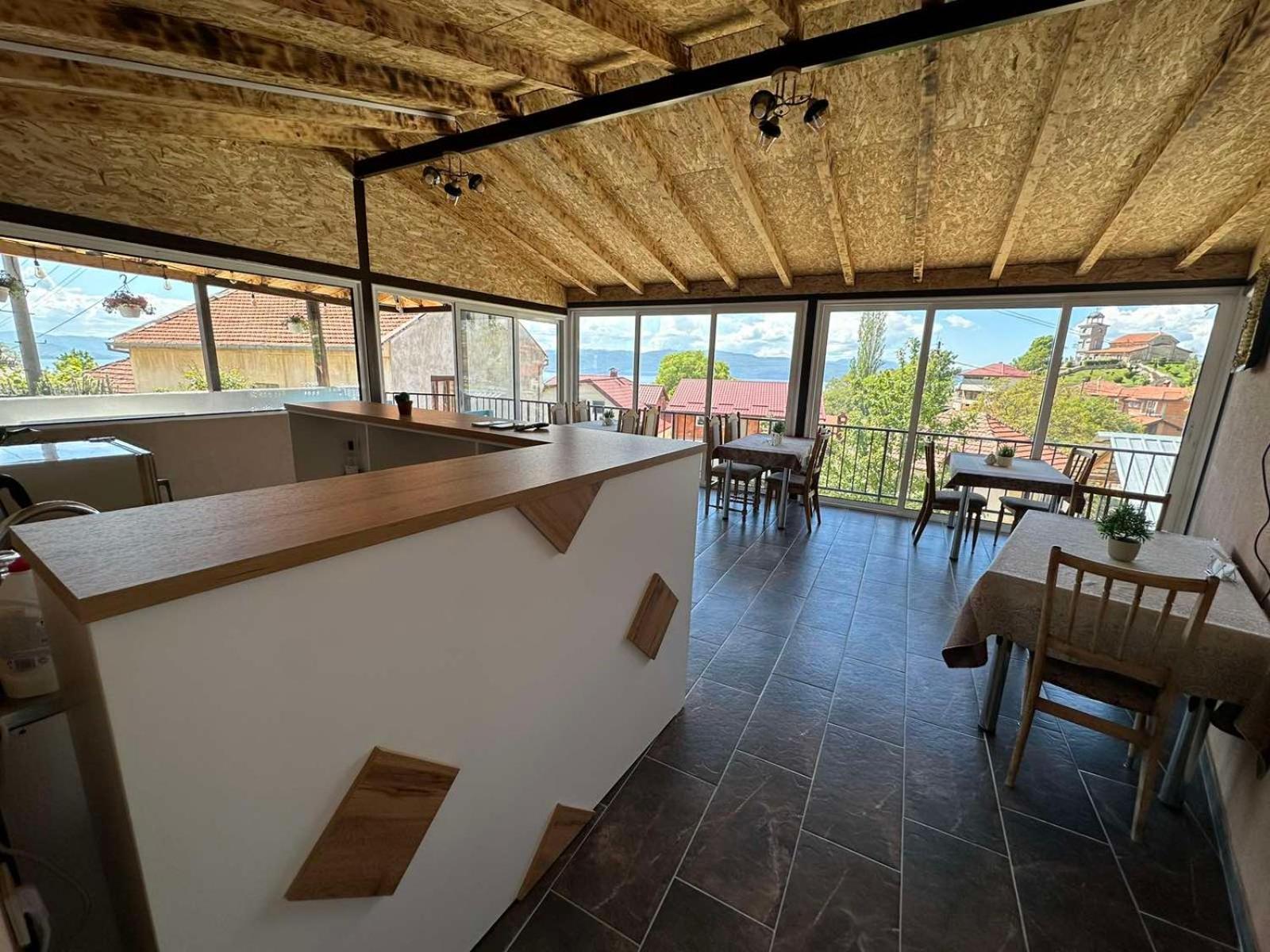 Gopo Guesthouse Elshani מראה חיצוני תמונה